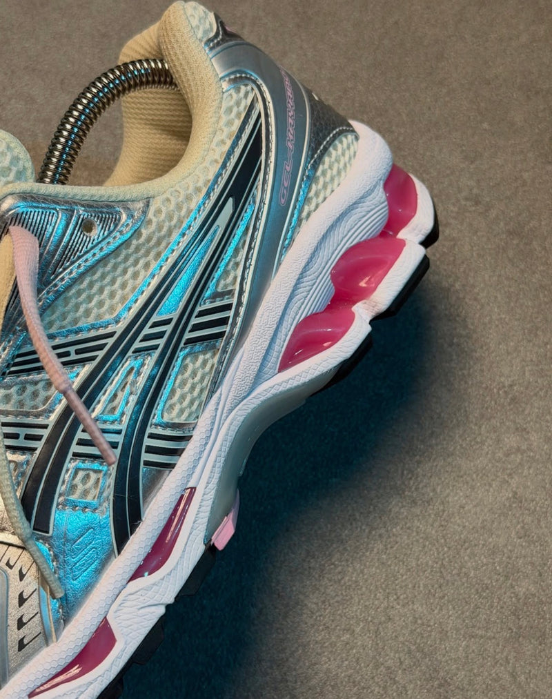 ASICS GEL-KAYANO 14 "Cream/Sweet Pink"