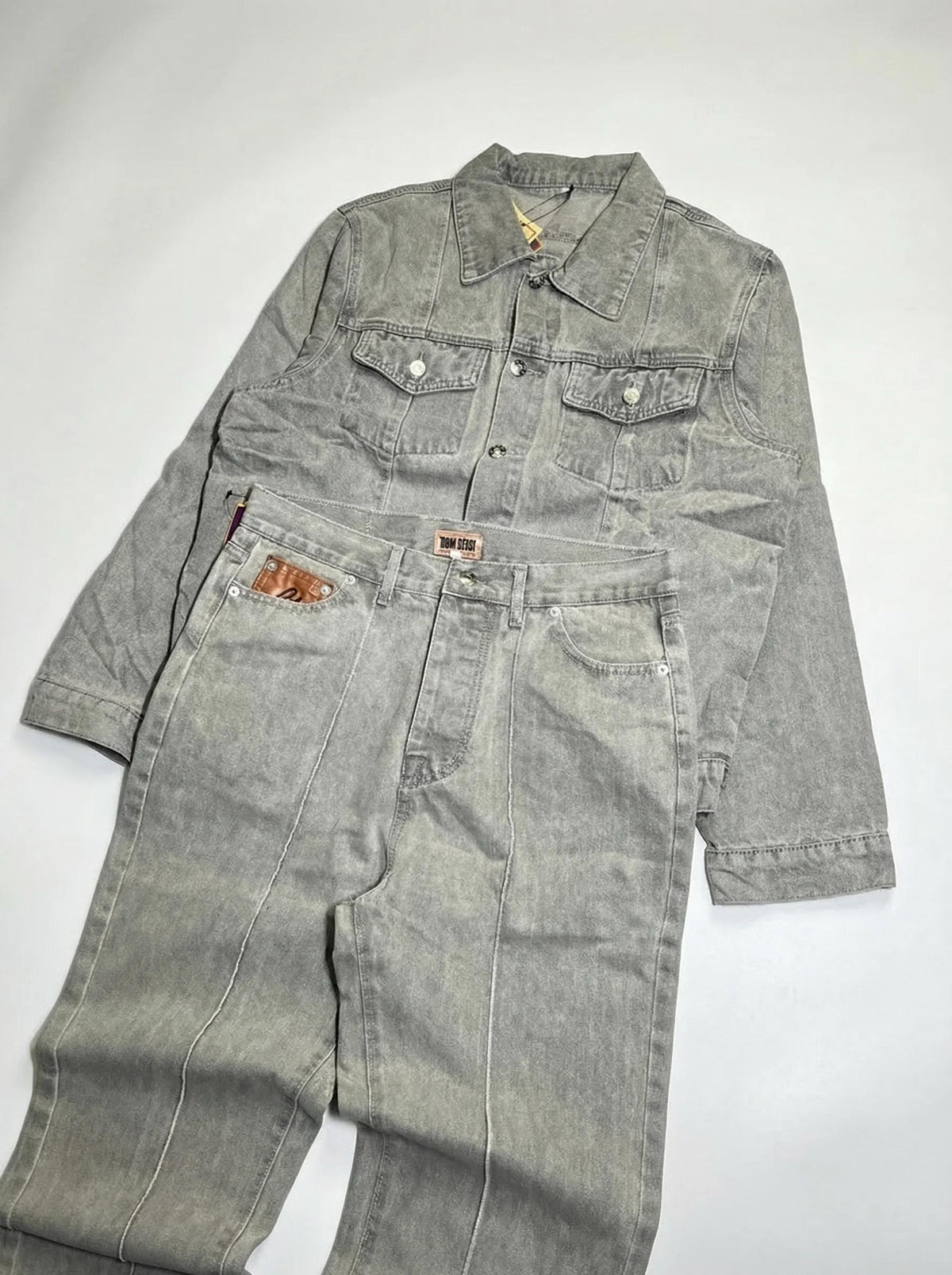 Corteiz C-Star Denim Jeans – Grey