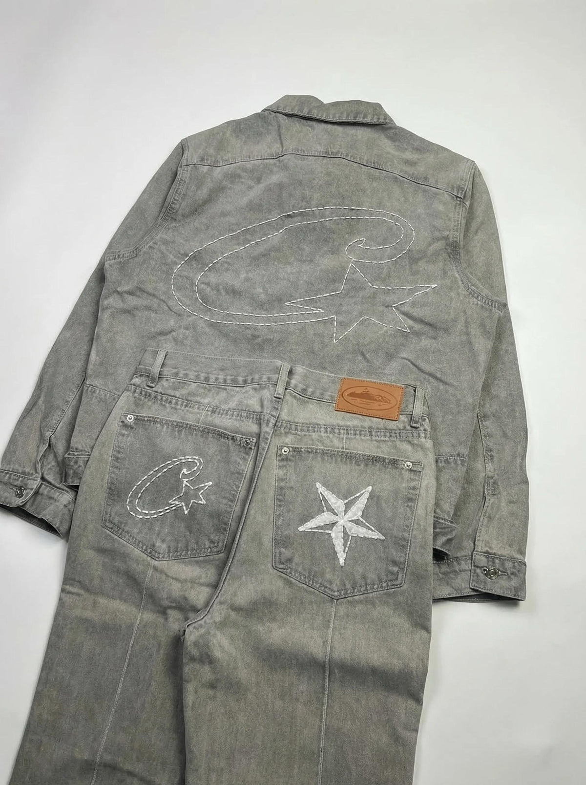 Corteiz C-Star Denim Jeans – Grey