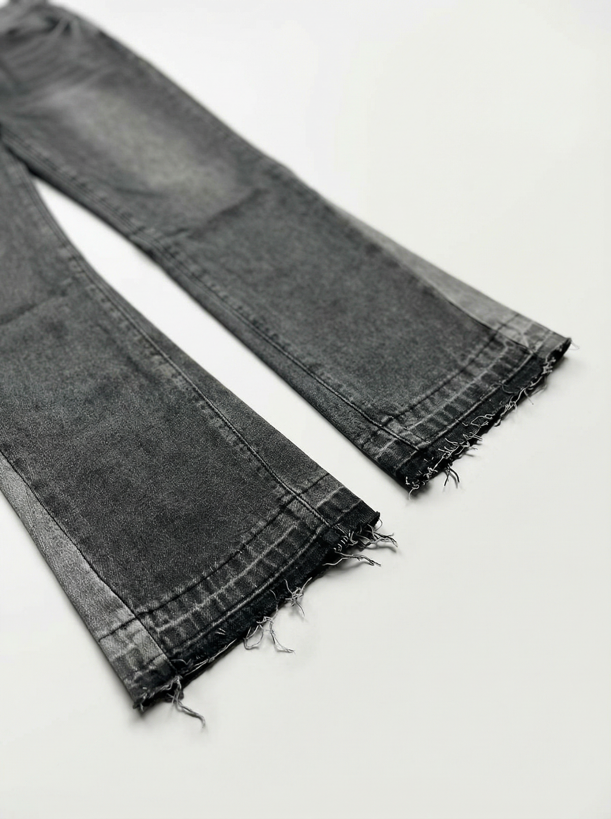 Gallery Dept Flared Jeans - gray