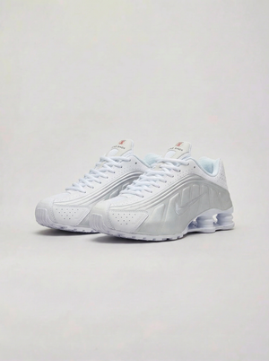nike shocks - white